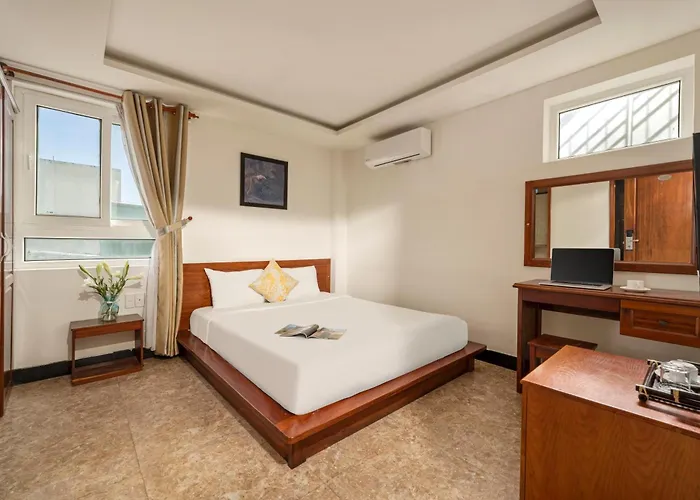 Titan Hotel Da Nang